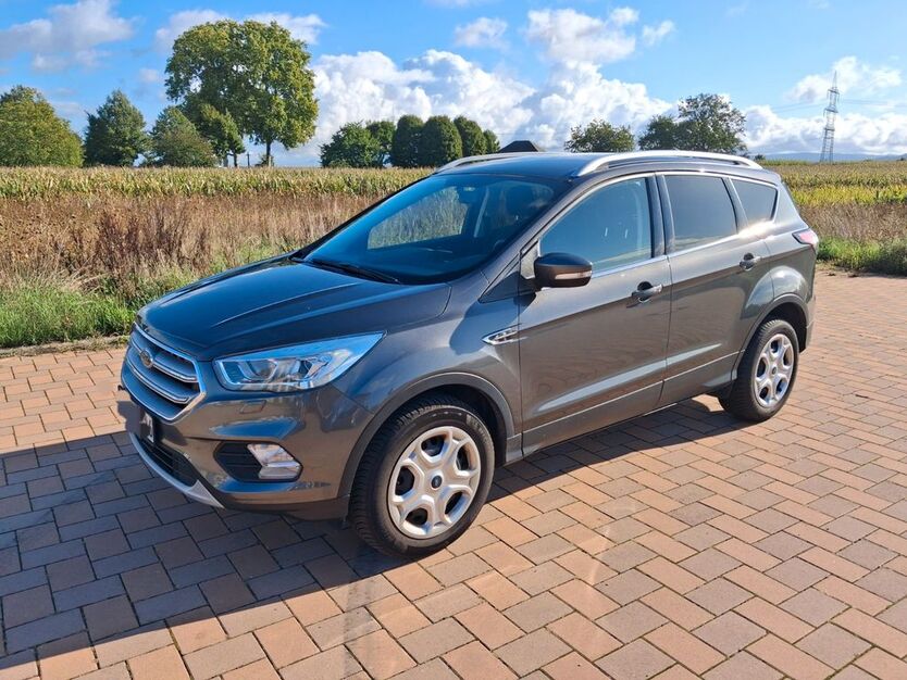 Ford Kuga 105.700 km 11.500 € Rheinhausen 79365