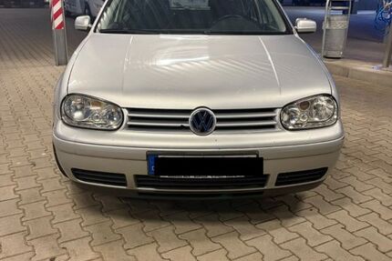 VW Golf 194.000 km 1.700 &euro; Auggen 79424