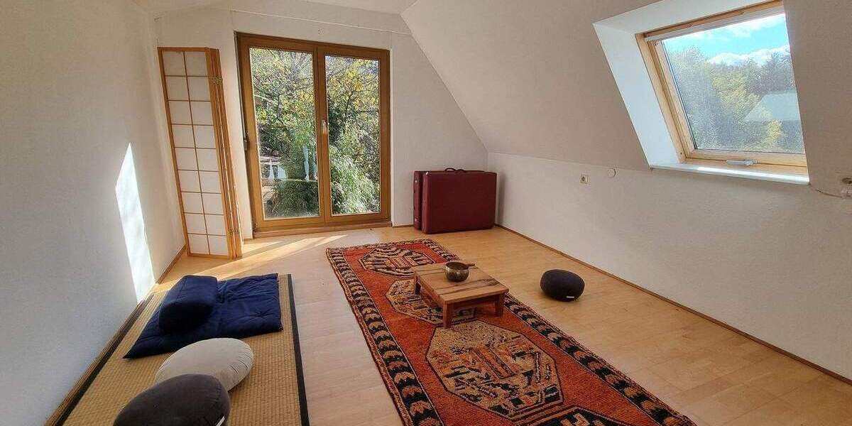 Einfamilienhaus Ballrechten-Dottingen Ballrechten - 9 Zimmer, 300 m&sup2;, 698.000&euro; | Angebot:25865097