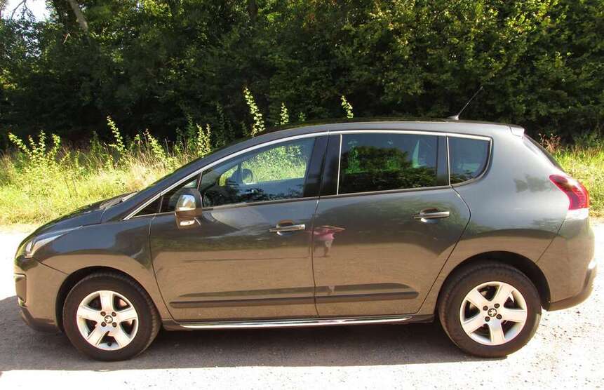 Peugeot 3008 105.000 km 8.800 € Denzlingen 79211