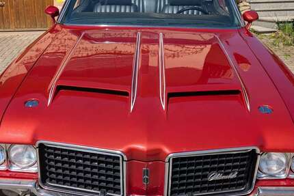 Oldsmobile Cutlass 49.900 km 27.000 € Malsburg-Marzell 79429