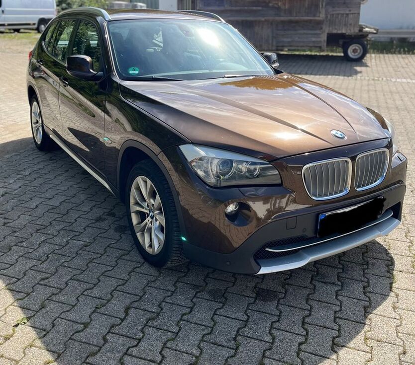 X1