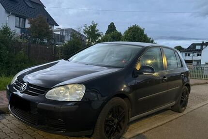 VW Golf 243.023 km 1.199 &euro; Ihringen 79241