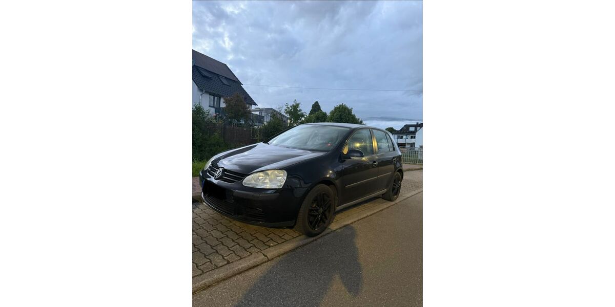 VW Golf 243.023 km 1.199 &euro; Ihringen 79241
