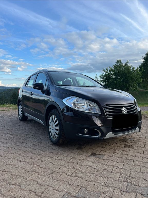 (SX4) S-Cross