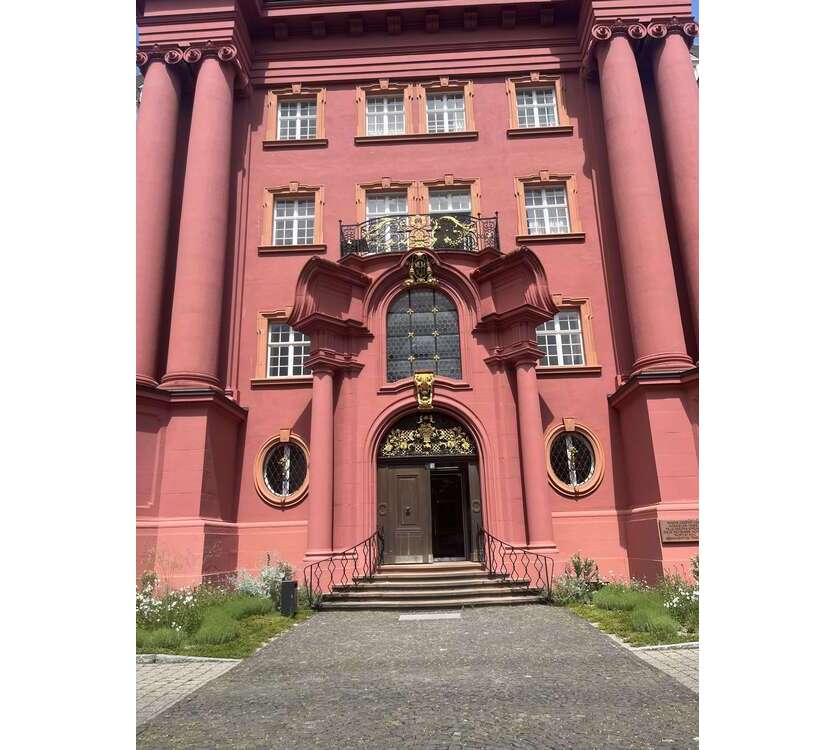 Büro in Freiburg im Breisgau 290 € 32 m²