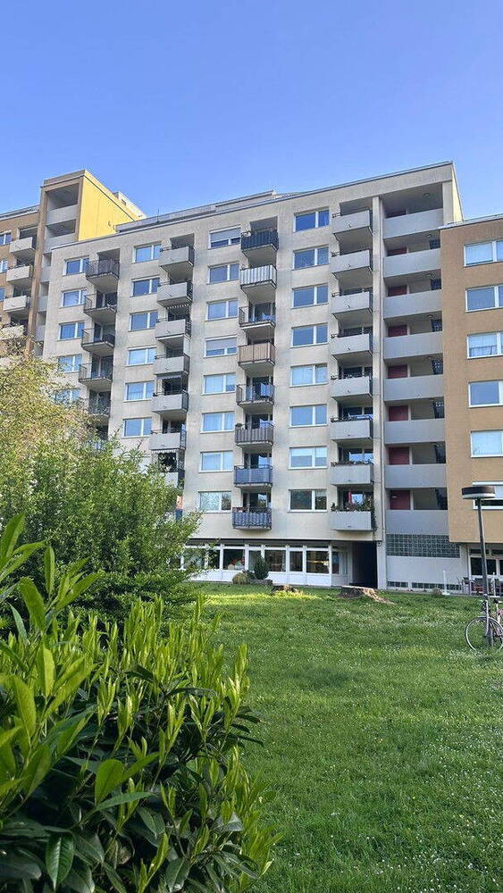1-Zi-Wohnung mit Balkon in bester Lage ab sofort