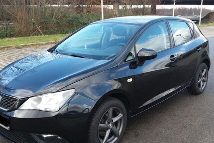 Seat Ibiza 143.000 km 4.090 &euro; St. Peter 79271