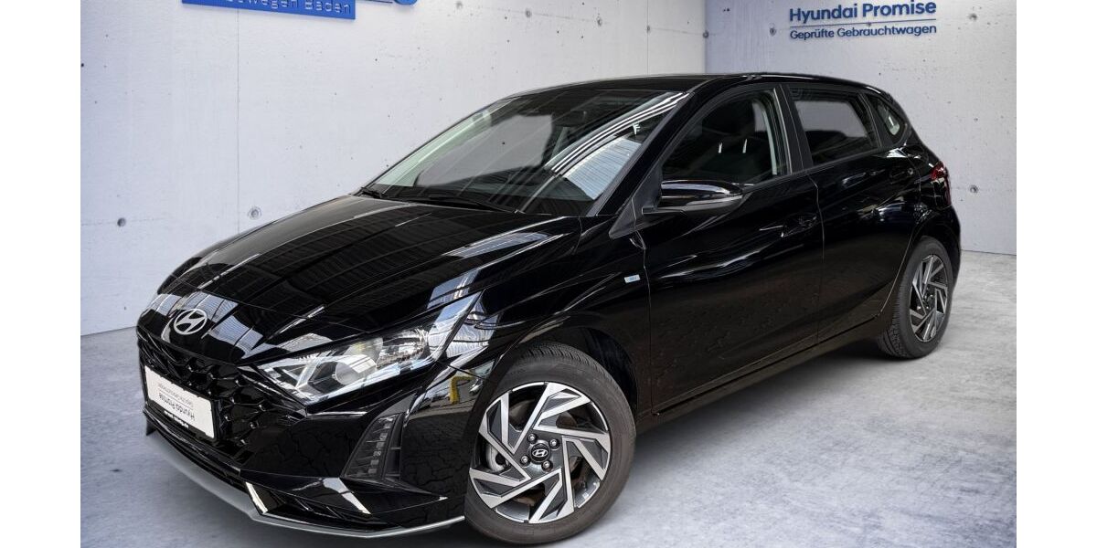 Hyundai i20 10.500 km 16.990 &euro; Freiburg im Breisgau 79108
