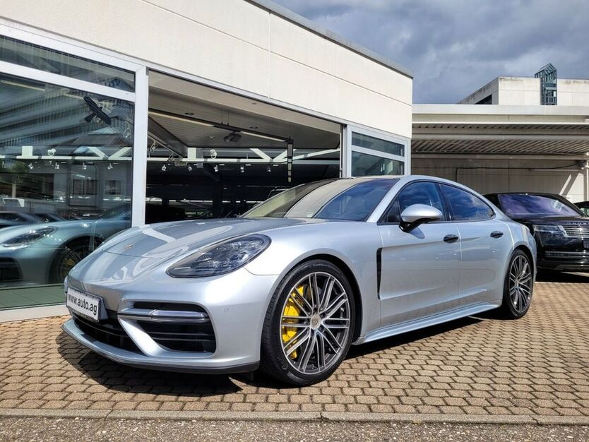 Porsche Panamera 67.000 km 77.911 € Freiburg 79111