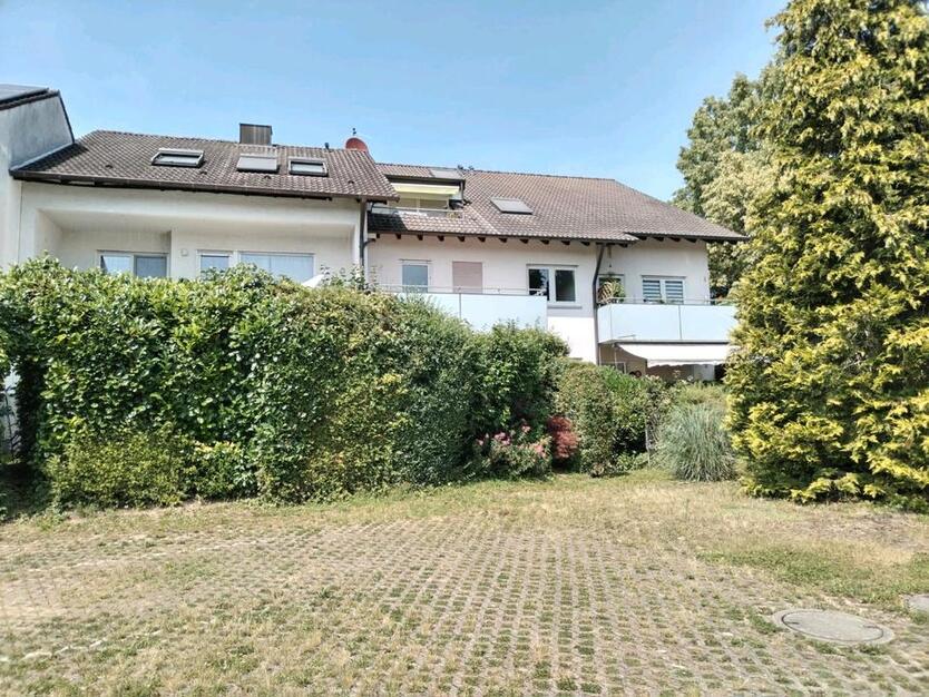 Großzügige 4 Zimmer Wohnung in Köndringen