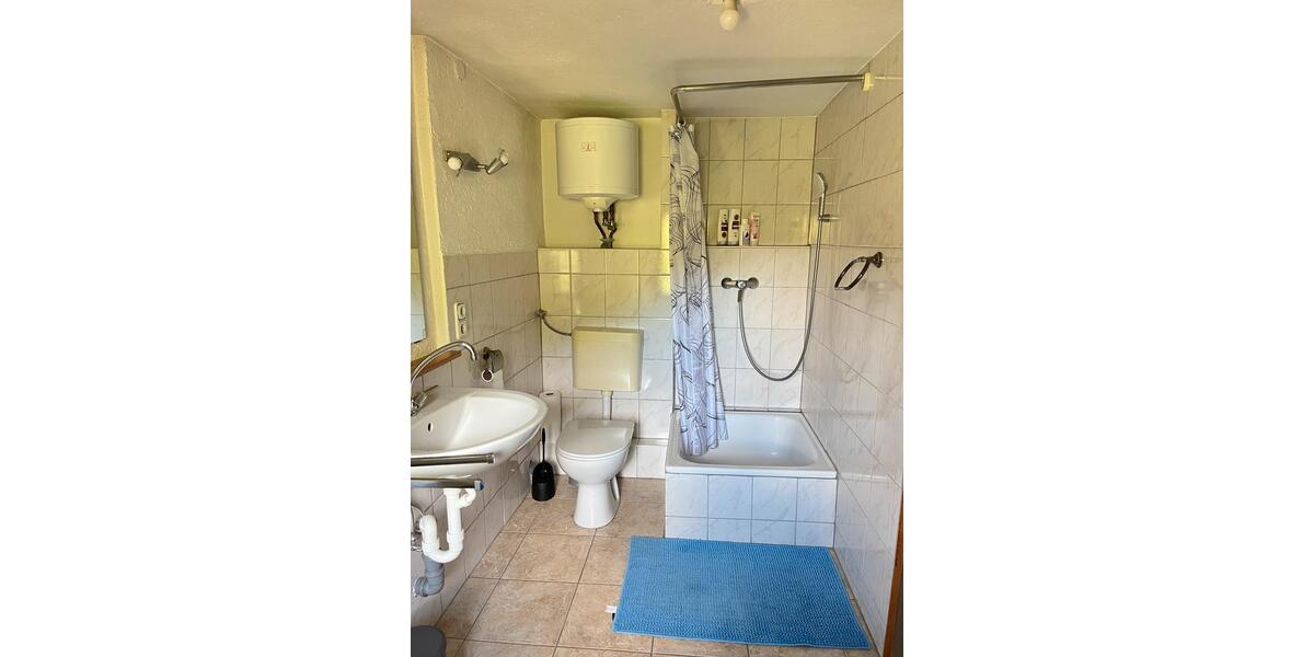Bauernhaus, Landhaus Gütenbach - 7 Zimmer, 234 m&sup2;, 345.000&euro; | Angebot:27263676