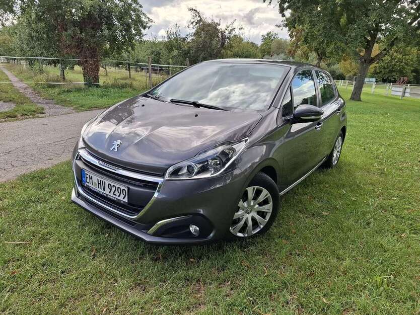 Peugeot 208 56.000 km 7.400 € Weisweil 79367