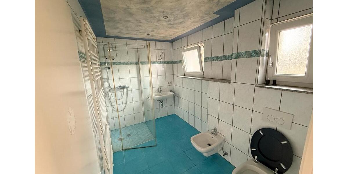 Einfamilienhaus Furtwangen im Schwarzwald - 5 Zimmer, 190 m&sup2;, 400.000&euro; | Angebot:26286295