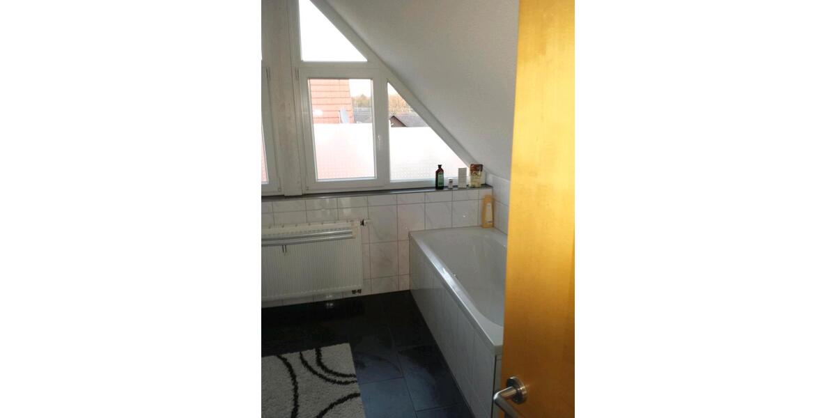 Dachgeschoßwohnung Ihringen - 2 Zimmer, 60 m&sup2;, 910&euro; | Angebot:26675119