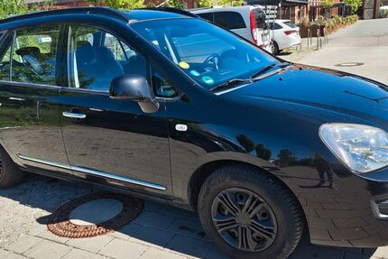 Kia Carens 140.000 km 6.125 &euro; Freiburg im Breisgau 79106