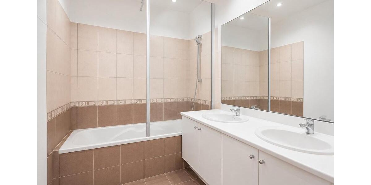 Etagenwohnung Breisach am Rhein - 2 Zimmer, 68 m&sup2;, 170.000&euro; | Angebot:26900660