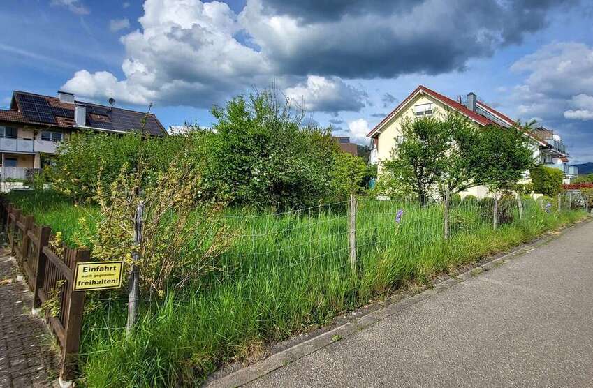 Grundstück zu verkaufen in Waldkirch 406.000 € 579 m²