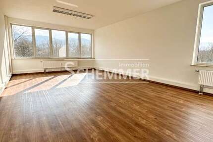 Büro in Freiburg im Breisgau 3.825 € 402.8 m² zimmer