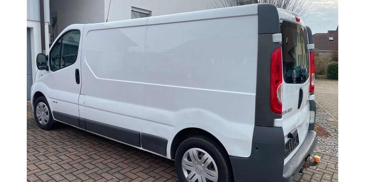Renault Trafic 225.000 km 3.100 &euro; Freiburg 79106