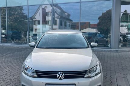 VW Jetta 113.200 km 8.290 &euro; Buggingen-Seefelden 79426