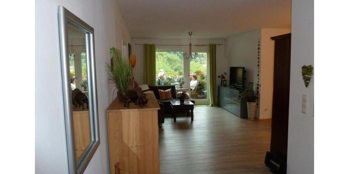 Etagenwohnung Waldkirch - 2 Zimmer, 60 m&sup2;, 750&euro; | Angebot:25321943