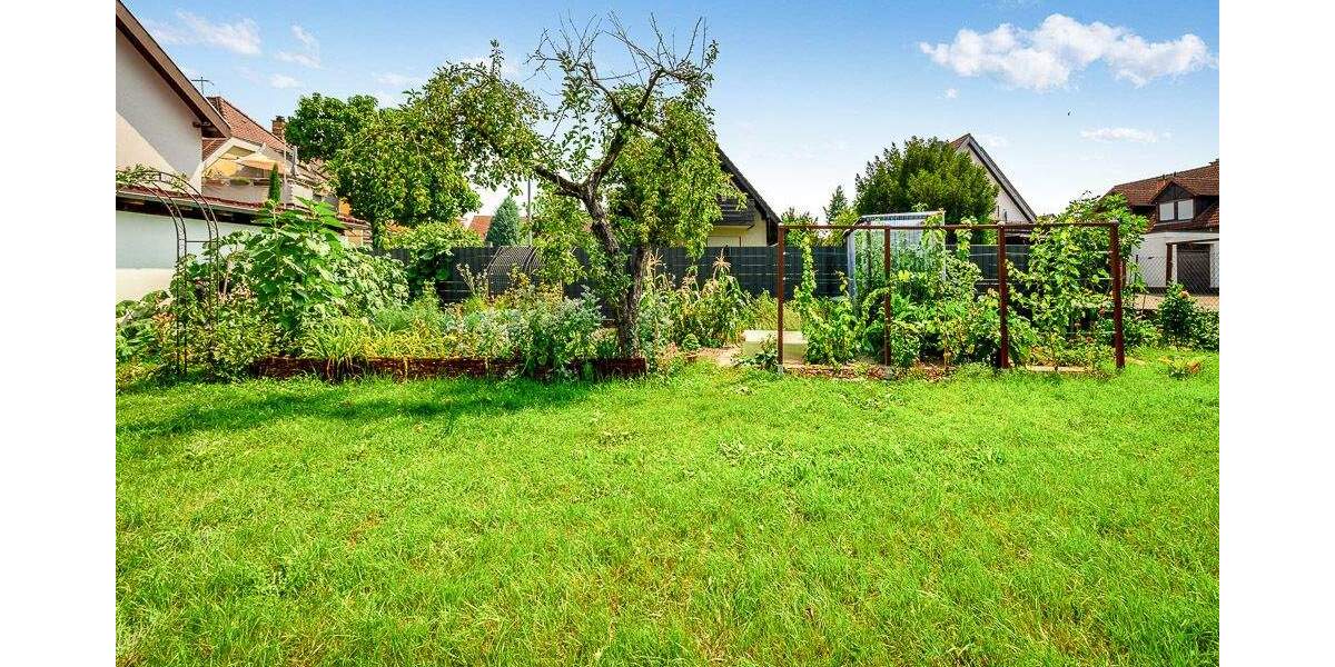 Mehrfamilienhaus, Wohnhaus Bad Krozingen - 1 Zimmer, 302 m&sup2;, 873.000&euro; | Angebot:25678413