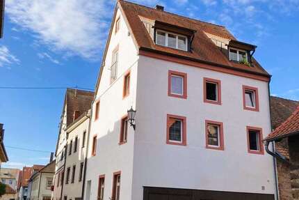 Haus Kenzingen - 7.5 Zimmer, 175 m&sup2;, 420.000&euro; | Angebot:26992964