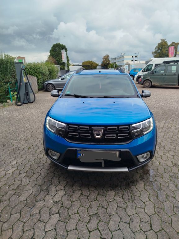 Dacia Sandero 184.000 km 5.999 € Endingen am Kaiserstuhl 79346