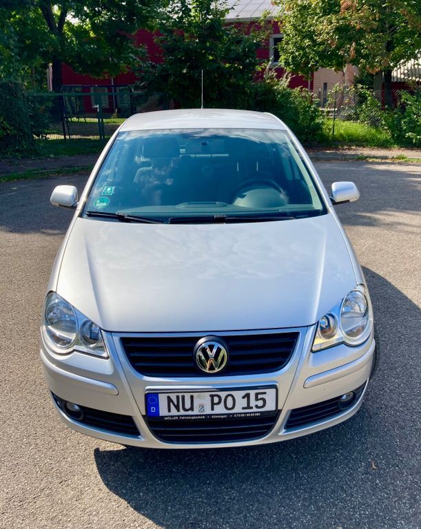 VW Polo 71.162 km 6.700 € Freiburg 79111
