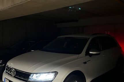 VW Tiguan 100.363 km 22.900 &euro; Freiburg 79111