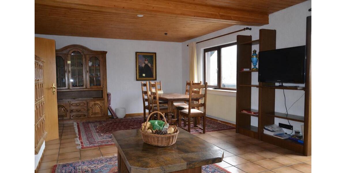 Einfamilienhaus Titisee-Neustadt Neustadt - 5 Zimmer, 160 m&sup2;, 400.000&euro; | Angebot:26239397