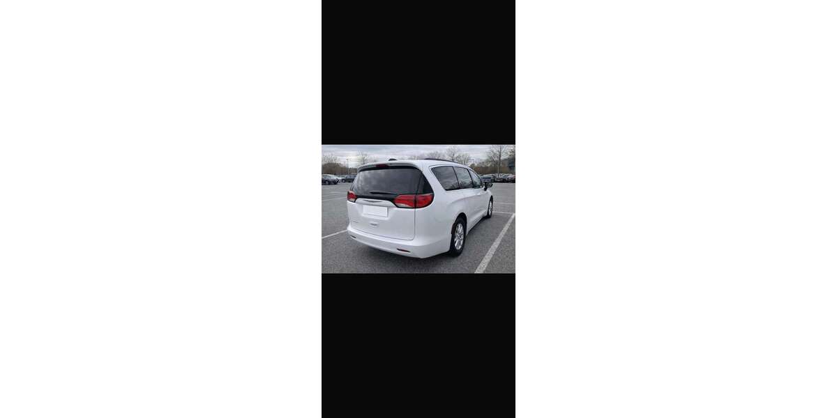 Chrysler Pacifica 81.000 km 21.900 &euro; freiburg 79098
