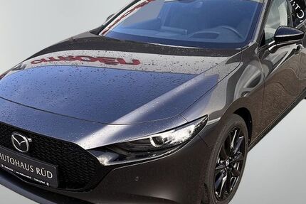 Mazda 3 1.200 km 26.990 &euro; Freiburg 79108