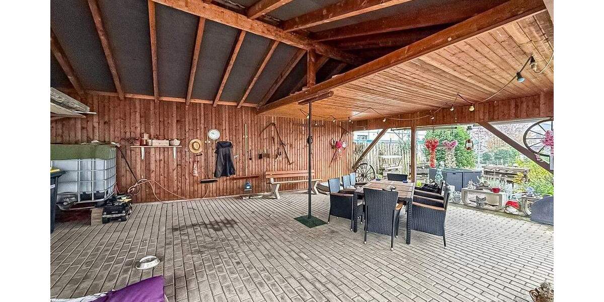 Mehrfamilienhaus, Wohnhaus Ebringen - 8 Zimmer, 212 m&sup2;, 699.000&euro; | Angebot:25774751