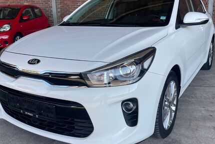 Kia Rio 90.000 km 8.499 &euro; Herbolzheim 79336