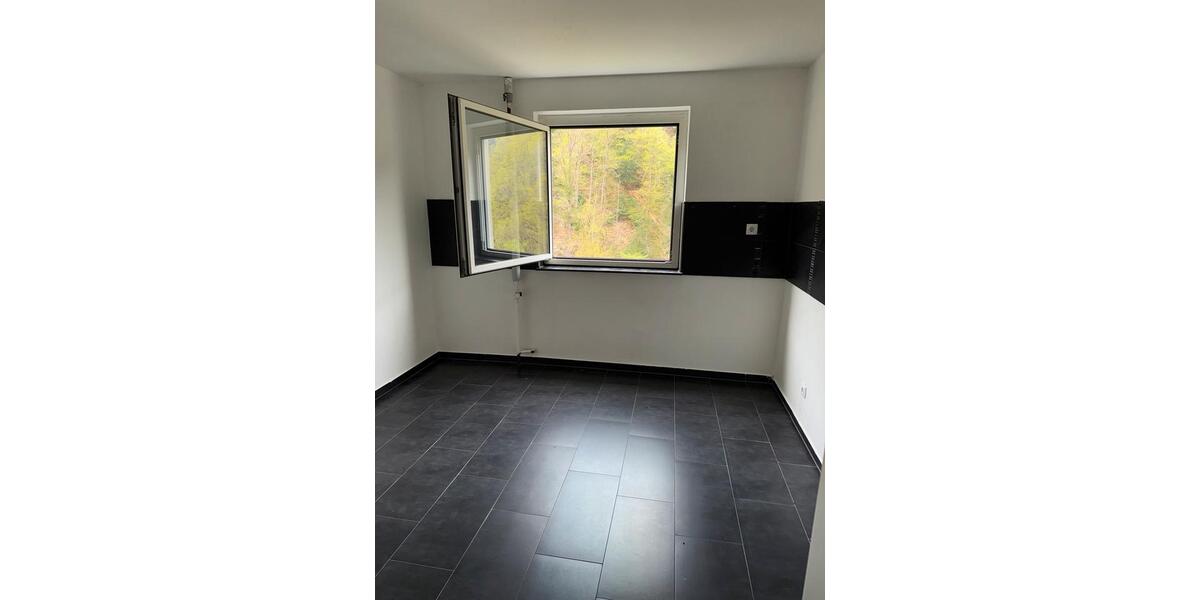 Etagenwohnung Waldkirch - 2 Zimmer, 84 m&sup2;, 270.000&euro; | Angebot:26111012