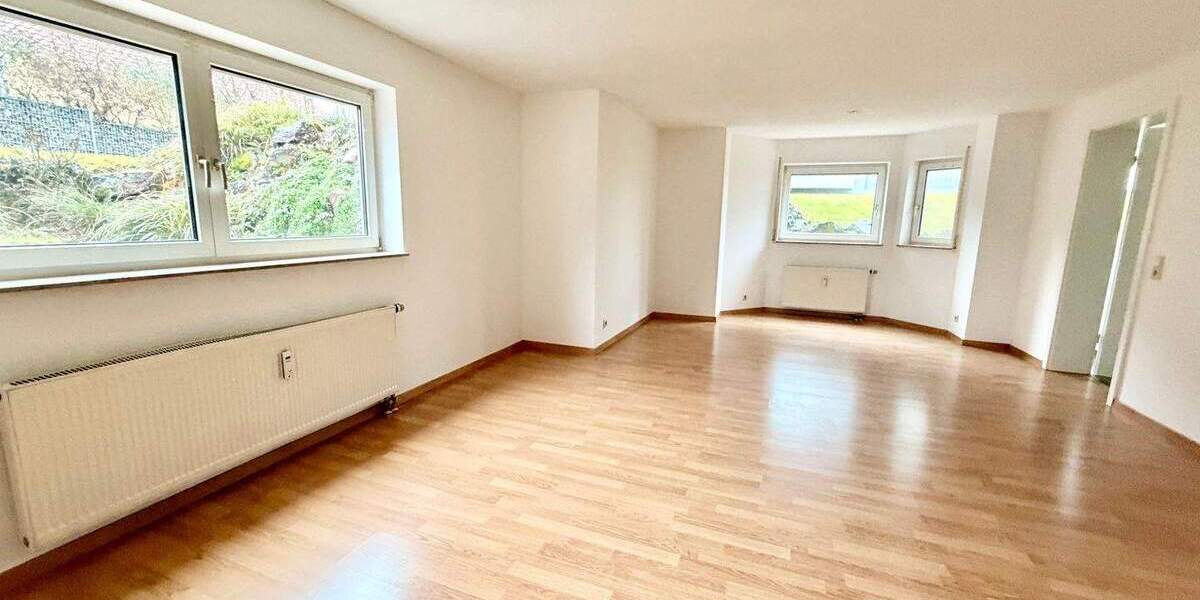 Etagenwohnung Ettenheim - 3 Zimmer, 92 m&sup2;, 900&euro; | Angebot:25156130