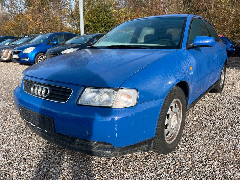 Audi A3 160.000 km 1.950 € Freiburg 79108