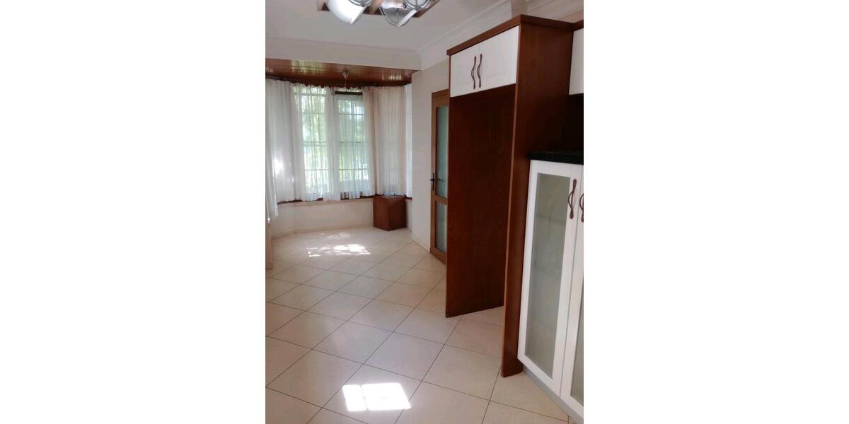 Villa Stegen - 5 Zimmer, 200 m&sup2;, 480.000&euro; | Angebot:27029071