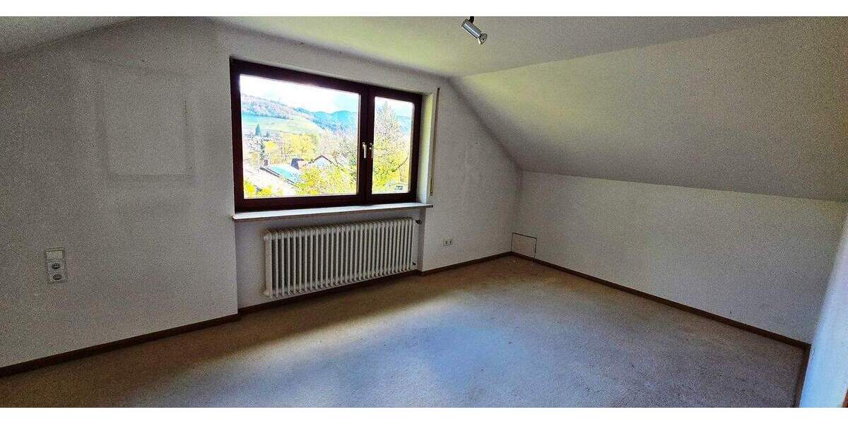 Einfamilienhaus Ballrechten-Dottingen Dottingen - 8 Zimmer, 202 m&sup2;, 615.000&euro; | Angebot:25707876