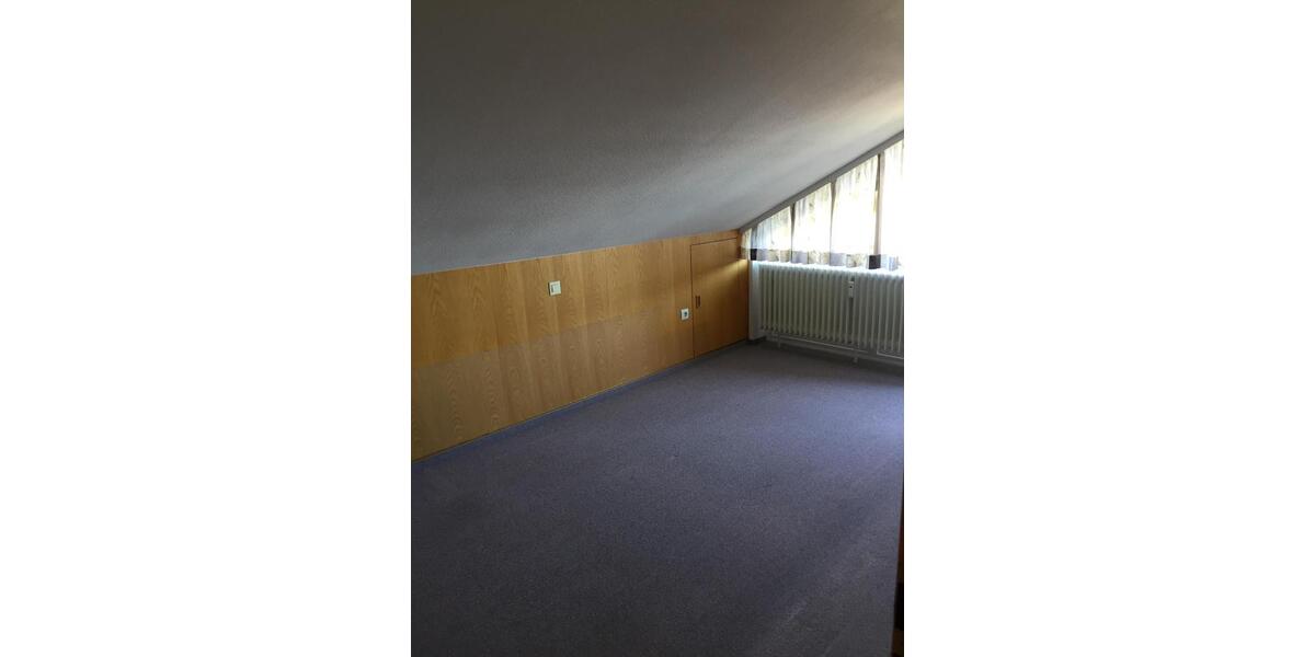 Dachgeschoßwohnung Titisee-Neustadt Neustadt - 2 Zimmer, 58 m&sup2;, 135.000&euro; | Angebot:26410219