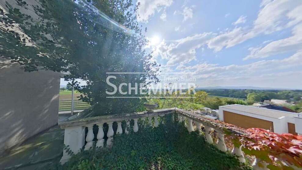 Haus zum Kaufen in Emmendingen 900.000 € 245 m²
