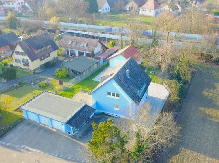 Mehrfamilienhaus, Wohnhaus Ehrenkirchen Scherzingen - 7 Zimmer, 153 m&sup2;, 940.000&euro; | Angebot:25738667
