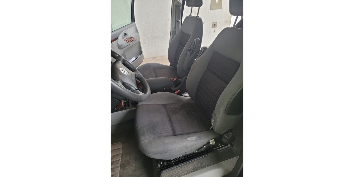 VW Sharan 127.000 km 1.750 &euro; Neuenburg am Rhein 79395