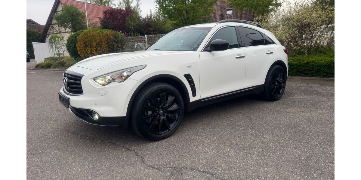 INFINITI QX70 174.300 km 10.000 &euro; Ehrenkirchen 79238
