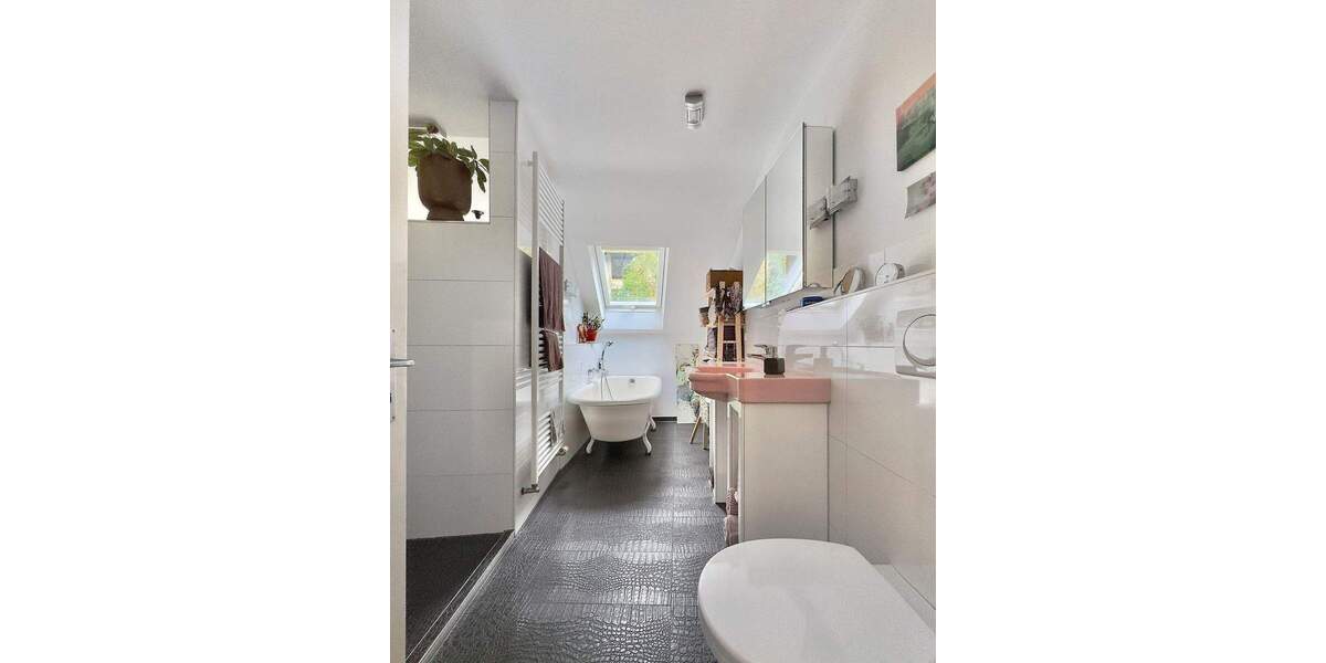 Etagenwohnung Freiburg im Breisgau Günterstal - 4 Zimmer, 97 m&sup2;, 598.000&euro; | Angebot:26584900