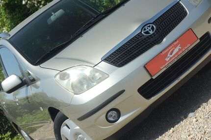 Toyota Corolla Verso 159.000 km 3.500 &euro; Freiburg 79111