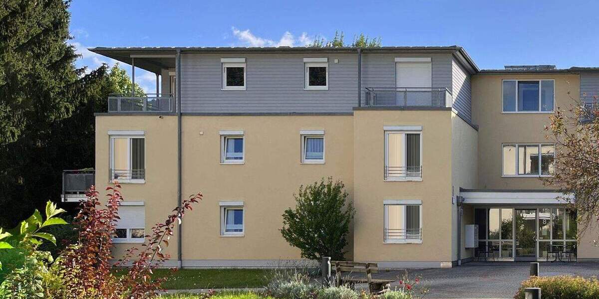 Etagenwohnung Freiburg i. Br. Waldsee - 2 Zimmer, 62 m&sup2;, 300.000&euro; | Angebot:25662494