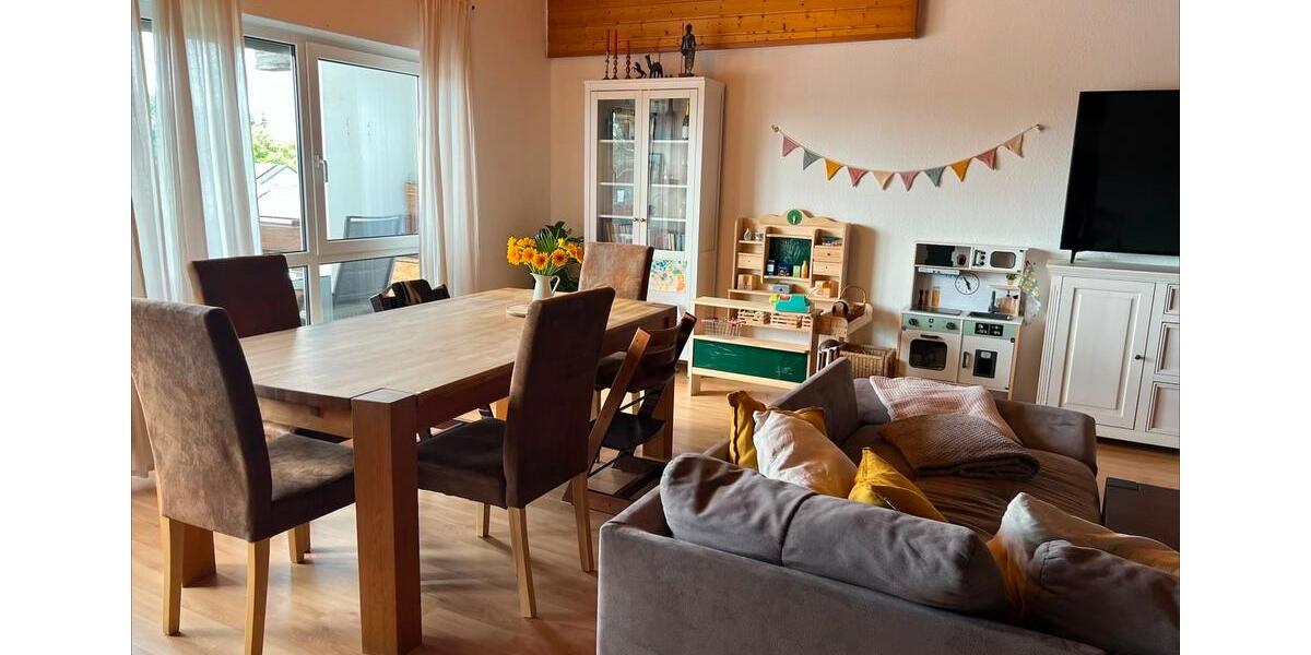Dachgeschoßwohnung Neuenburg am Rhein - 4.5 Zimmer, 122 m&sup2;, 425.000&euro; | Angebot:26876365